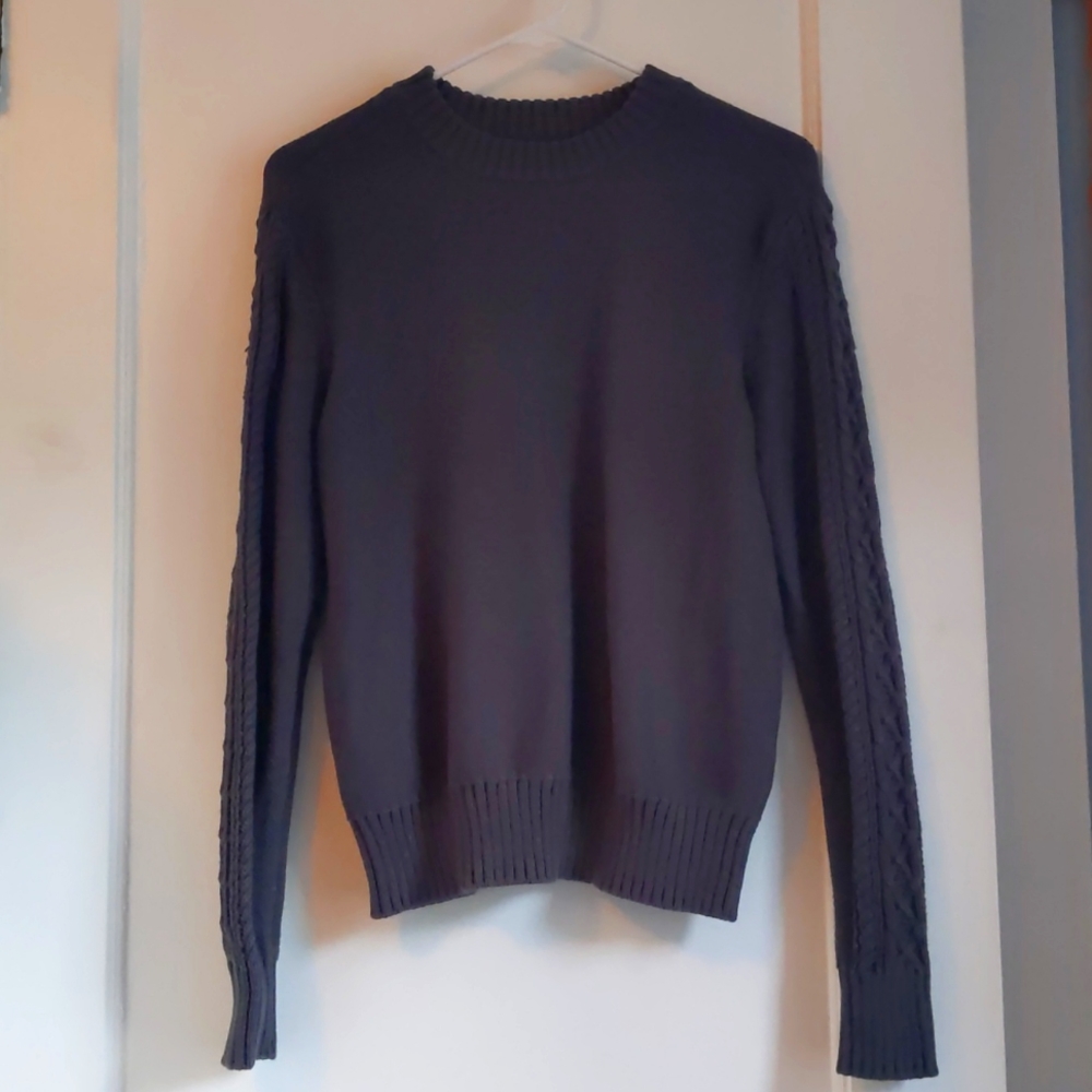 Gray sweater